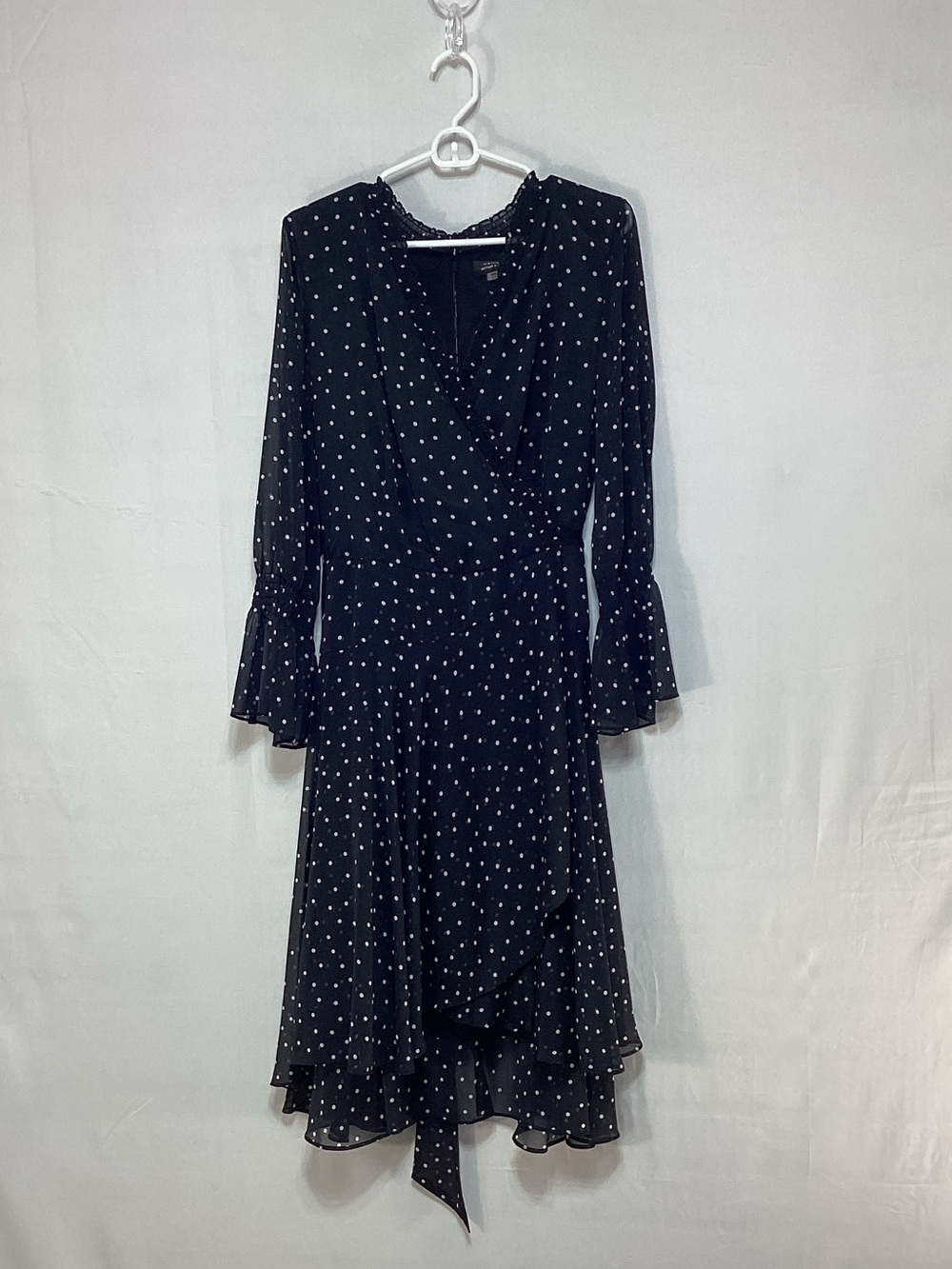 NWT Tahari A. Levine 14 W Polka Dot Wrap Midi Dress